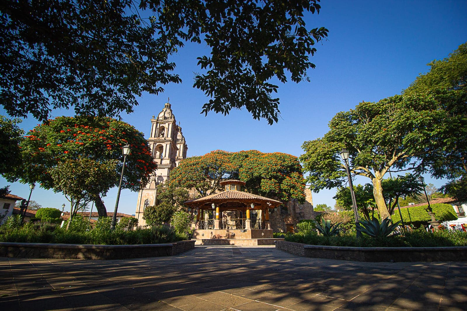 Descubre jardines y parques en Valle de Bravo